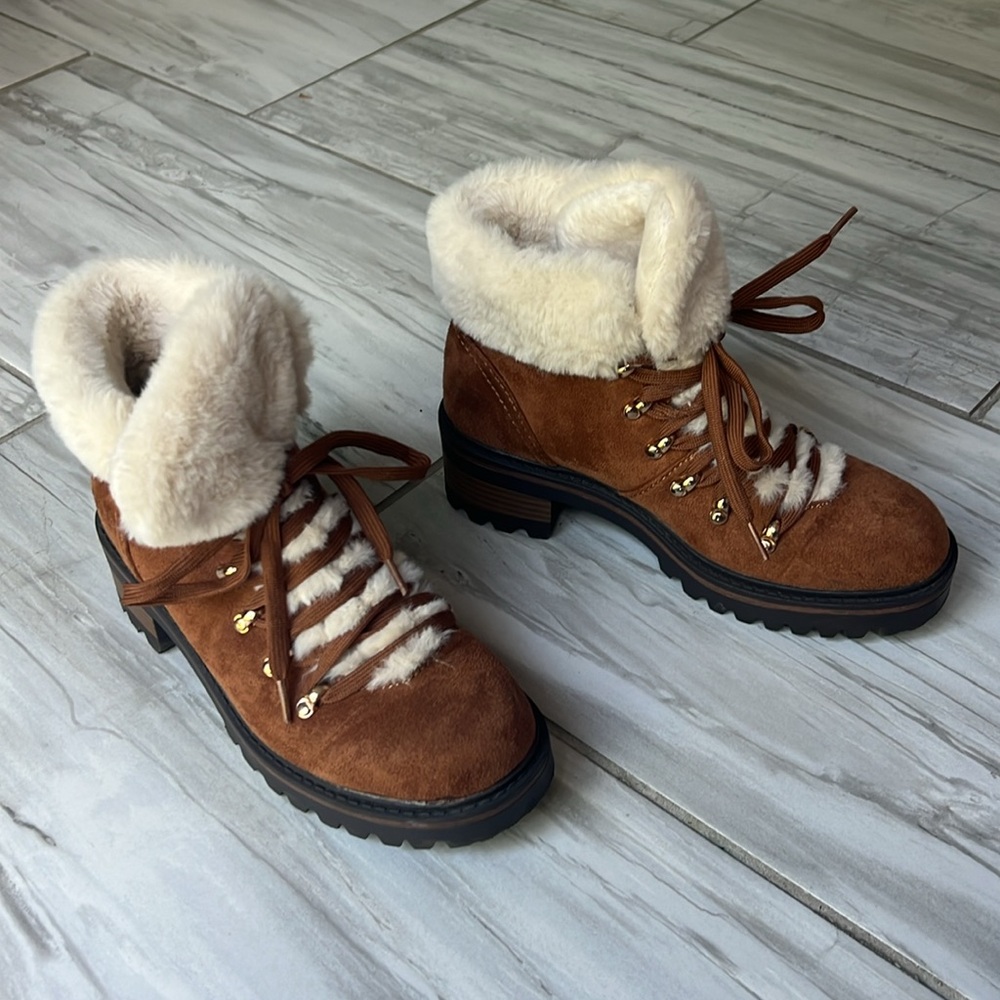 Winter Shearling Suede Booties - Picture 2 of 8